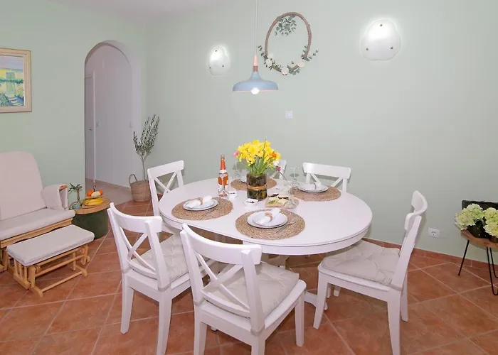 Lana Apartament